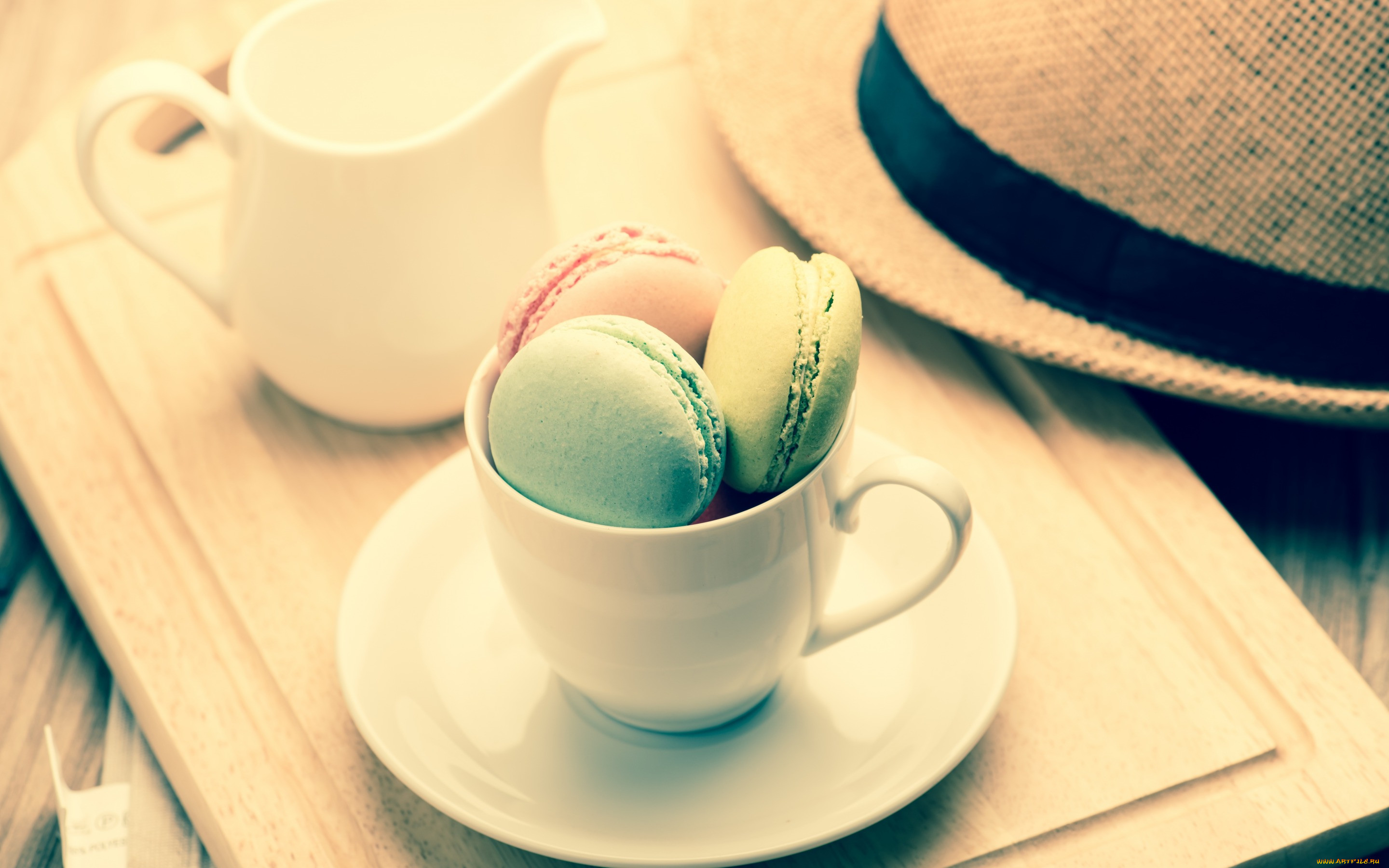 , , colorful, , sweet, dessert, macaron, cookies, almond, , cup, , coffee